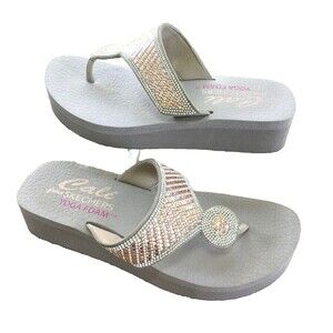 Skechers Cali Yoga Foam Sandals 8 Rhinestone Wedge Platform Bling Sparkle Greige
